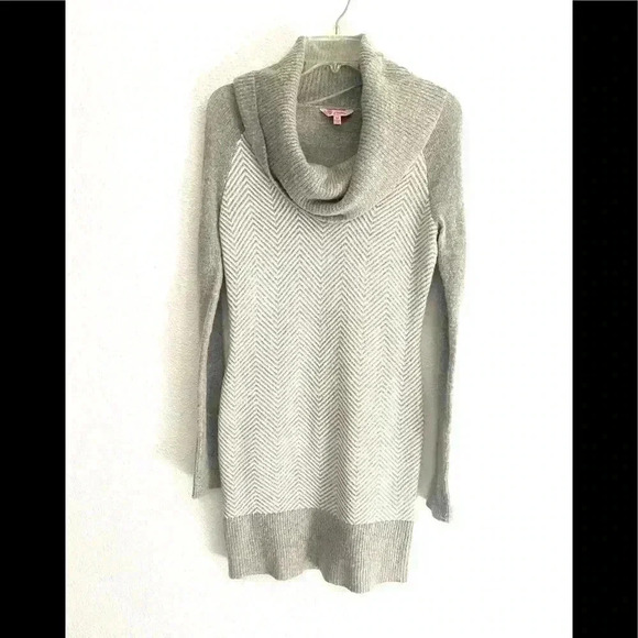 CANDIES grey cowl neck sweater dress size medium - Picture 2 of 7